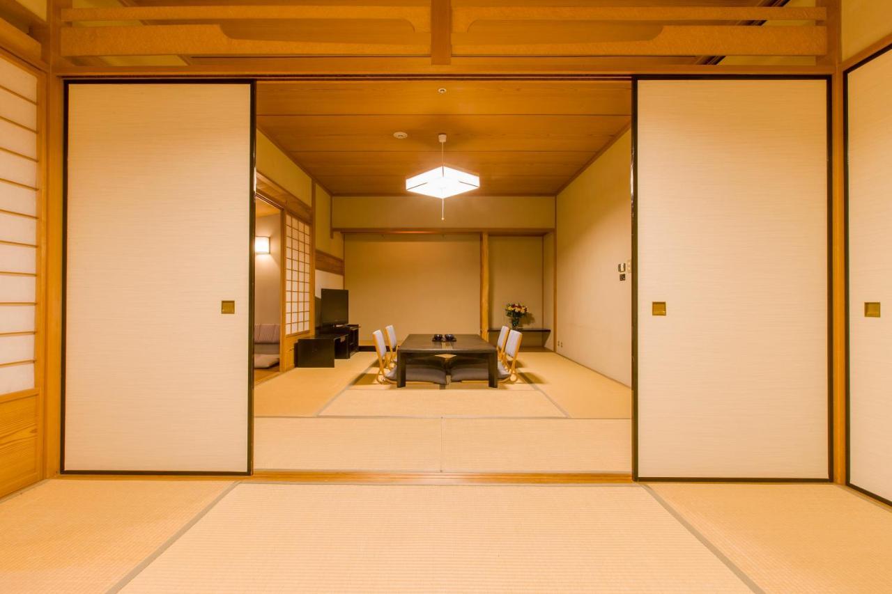 The Qube Hotel Chiba Exteriör bild